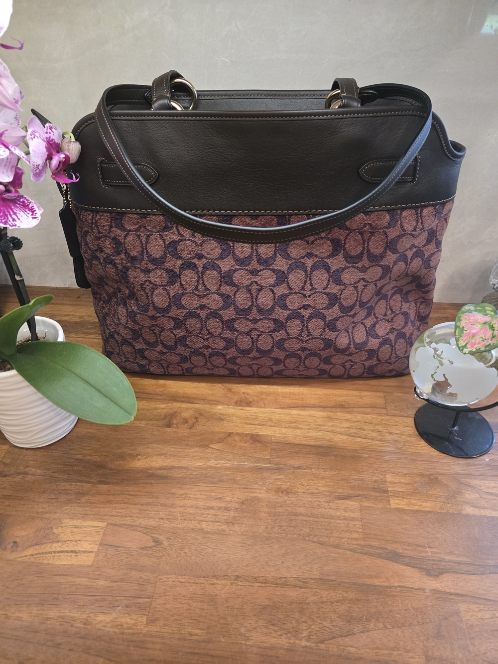 Coach Easton Tote Bag in Signature Chenille NEVER USED *NWOT - Picture 2 of 10